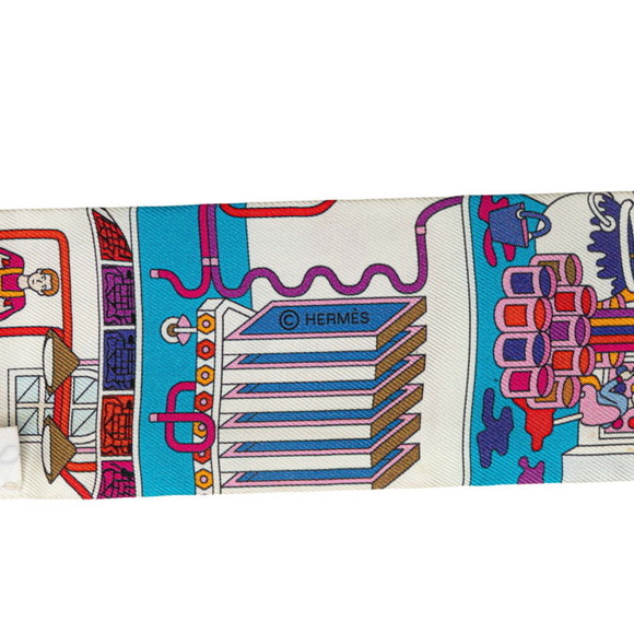 Herms Twilly LA MAISON DES CARRES Scarf, Multicolor Silk, Women's, HERMES - Picture 2 of 5
